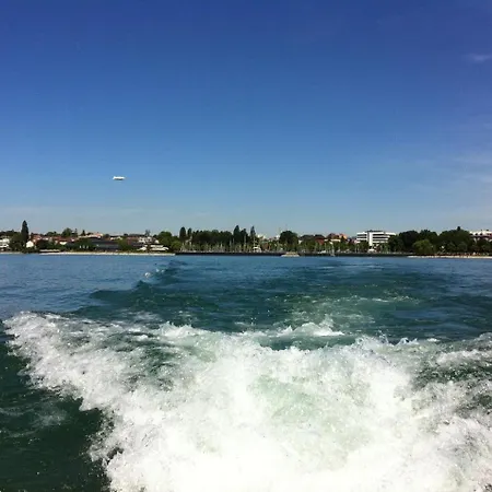 Guenther Hund 아파트 *