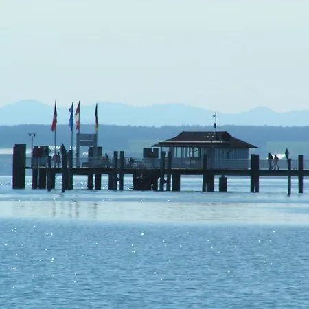 Guenther Hund 아파트 *